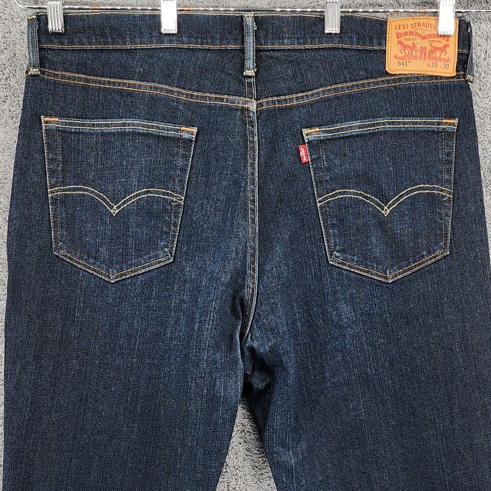Levis 541 Jeans Mens 39x30 Blue Dark Wash Denim Athletic Taper Stretch [READ]